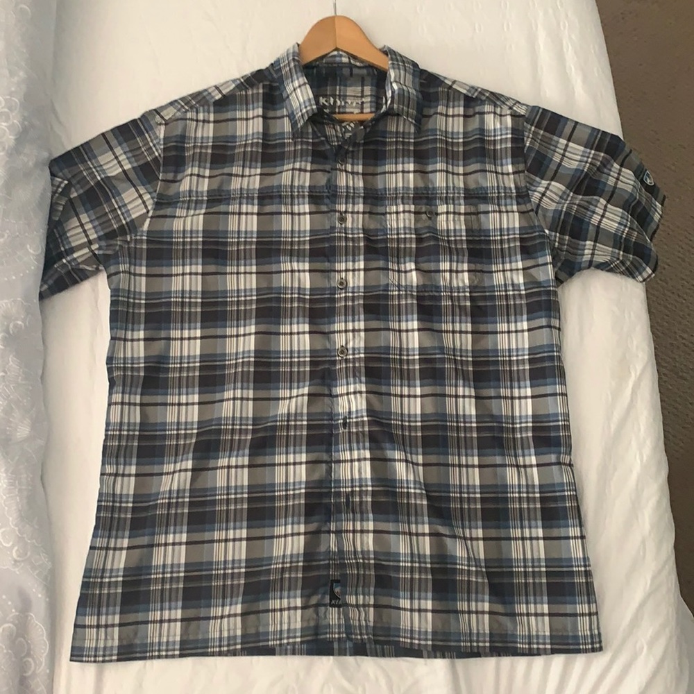 Men’s Kuhl plaid shirt